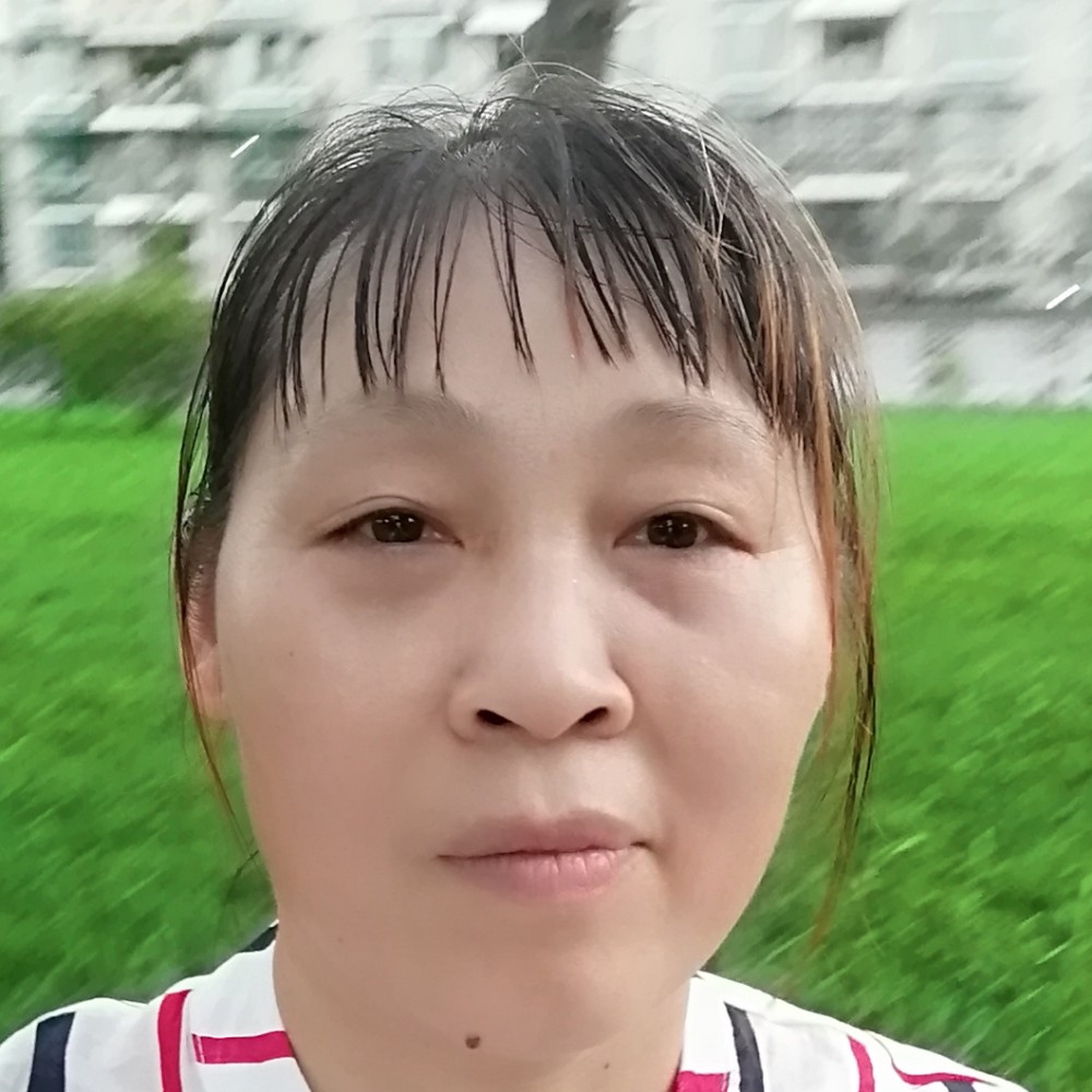 清秀邂逅暖光的照片
