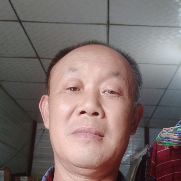 懦弱打音响的照片