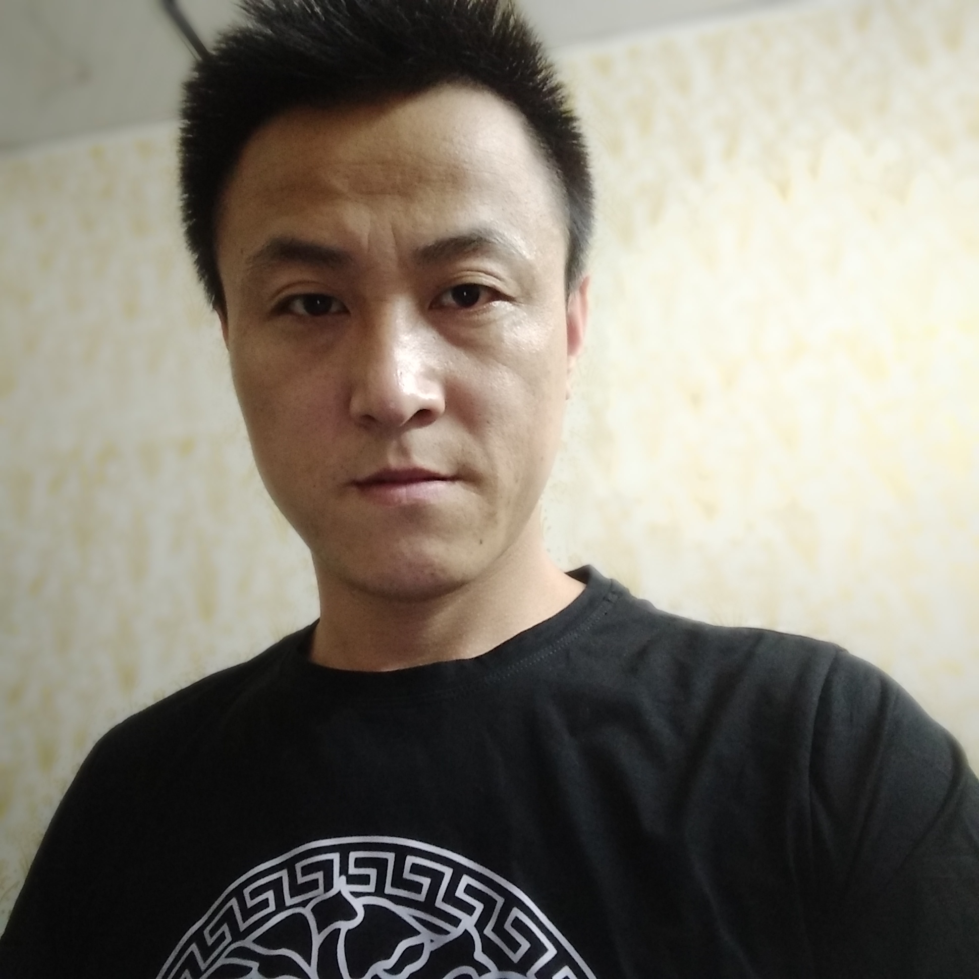 单薄爱恋韶华的照片