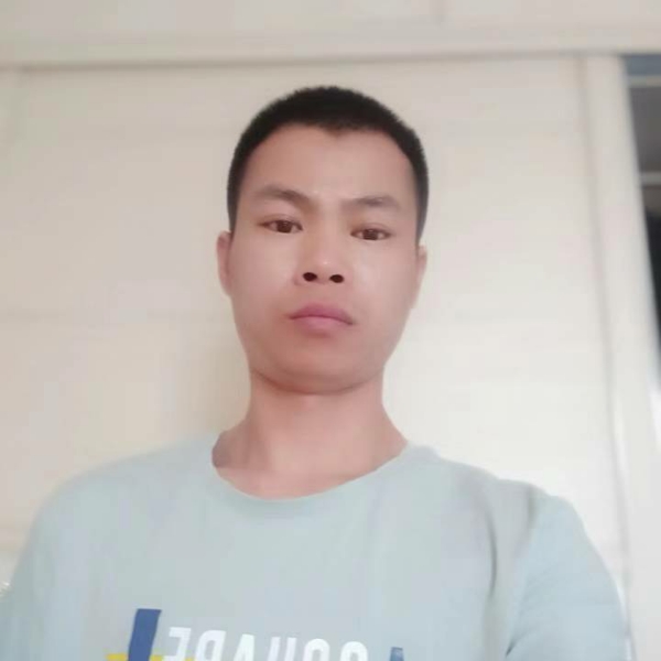 万祥国的照片
