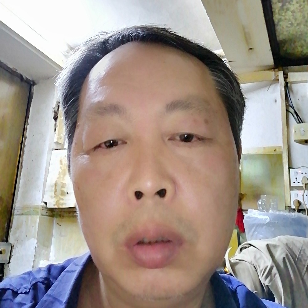 迷人泪了微凉的照片