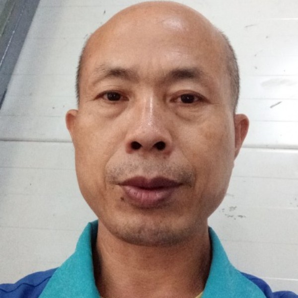 肖功伟的照片