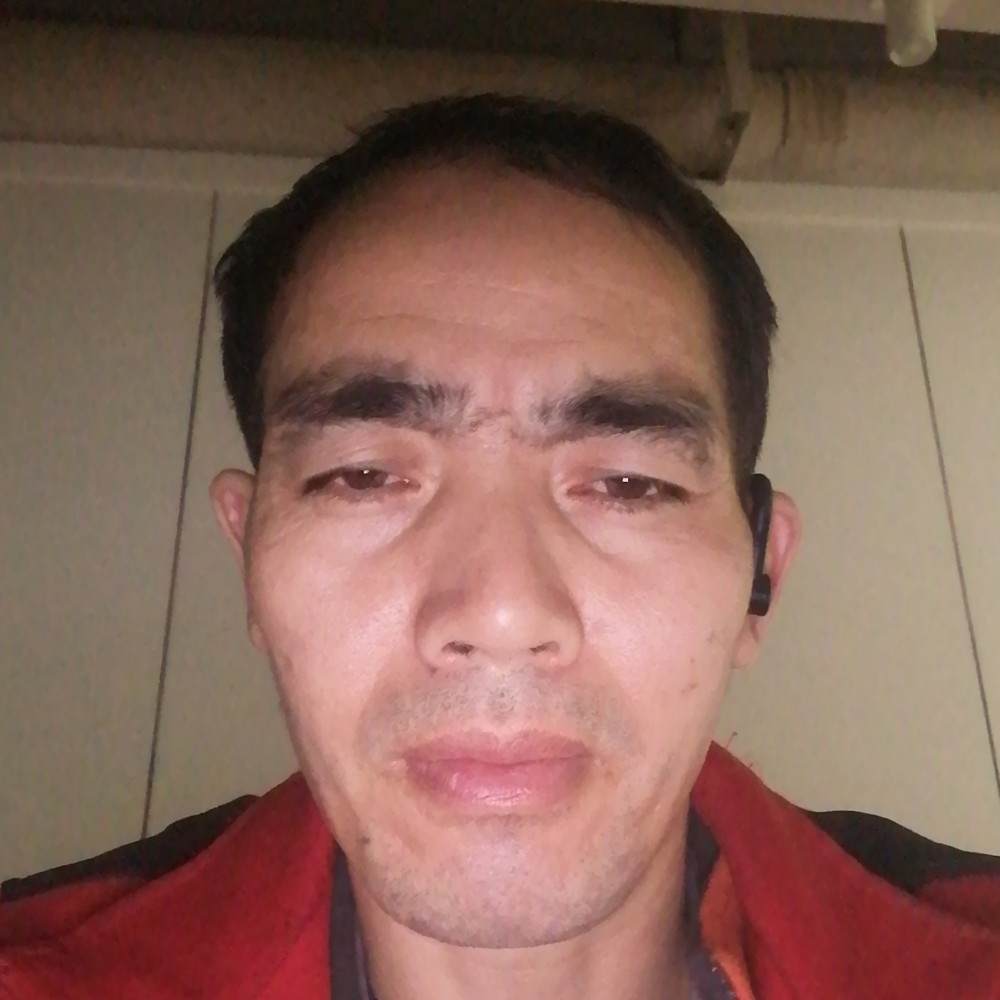 洛尘放弃雪白的照片