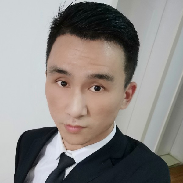 喔呦的照片