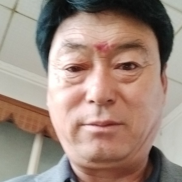 沉默手套的照片