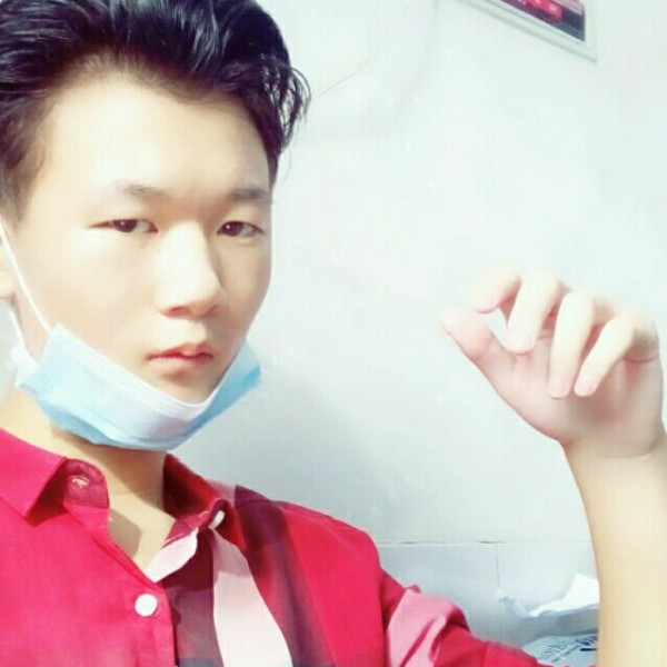 月亮倾心标致的照片
