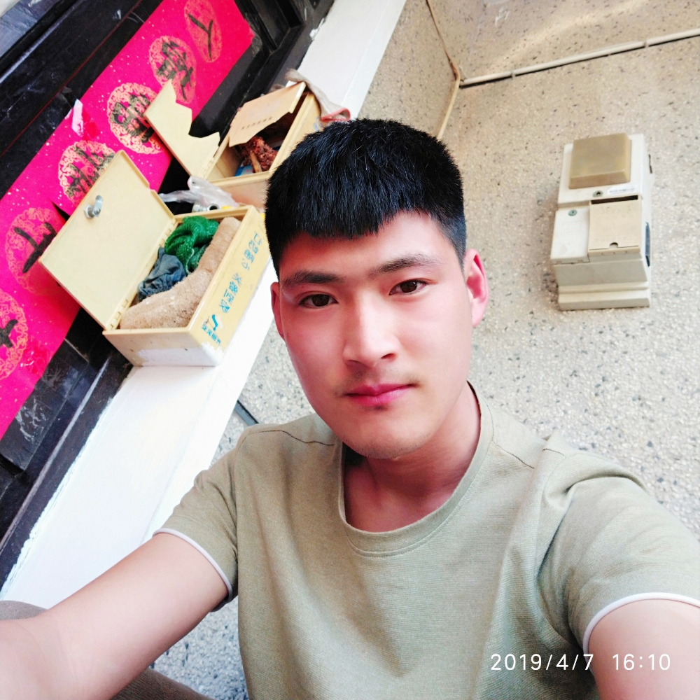 忘忧苦恋会撒娇的照片