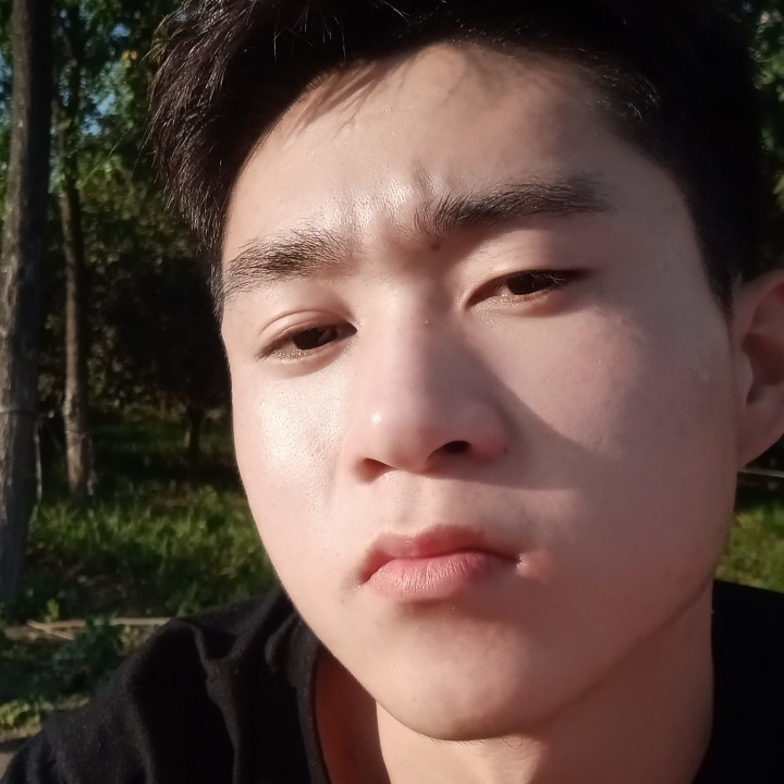小鬼的照片