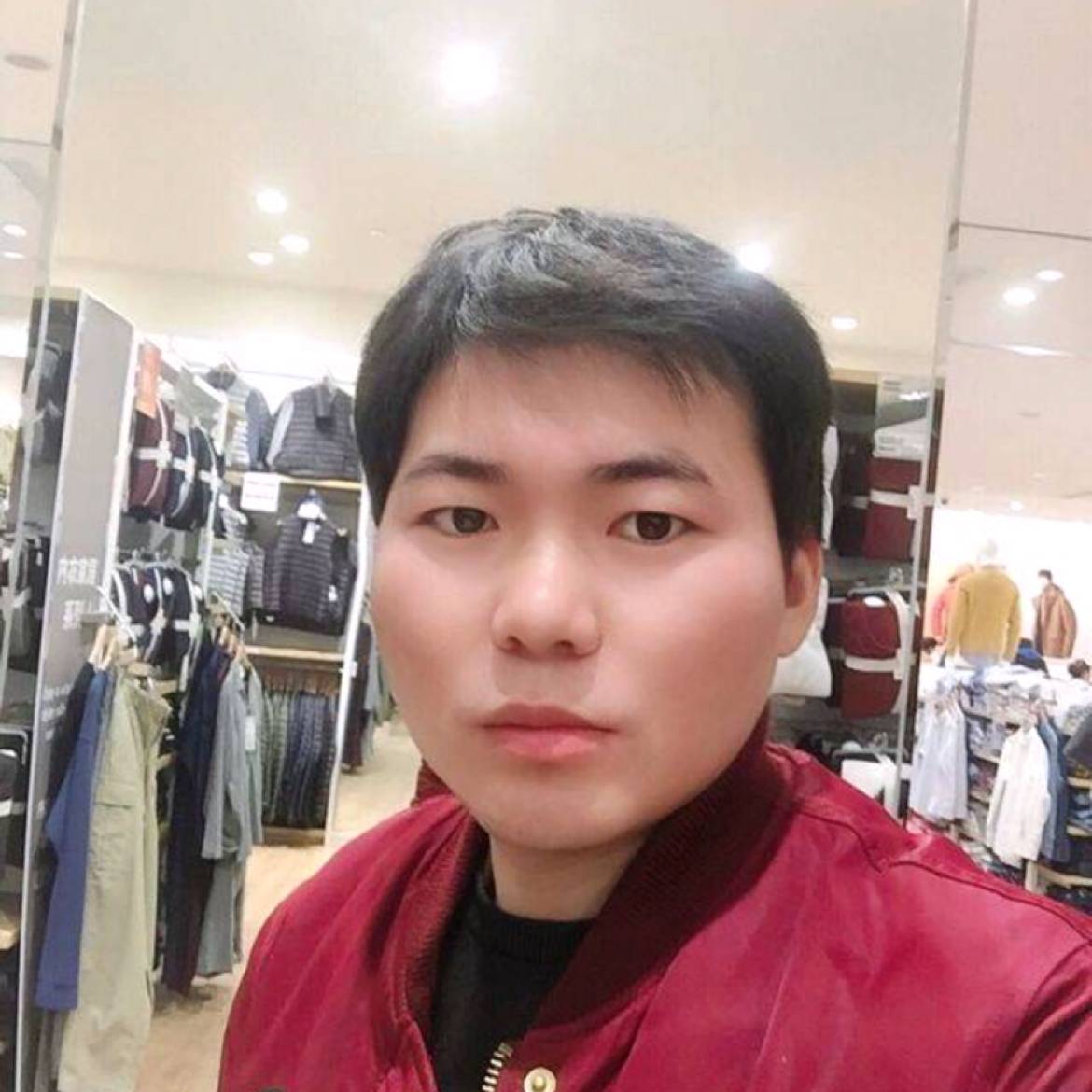 安静方大象的照片
