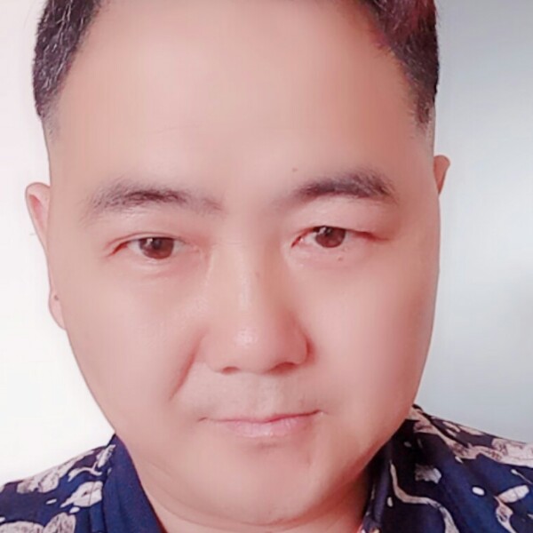向老三的照片