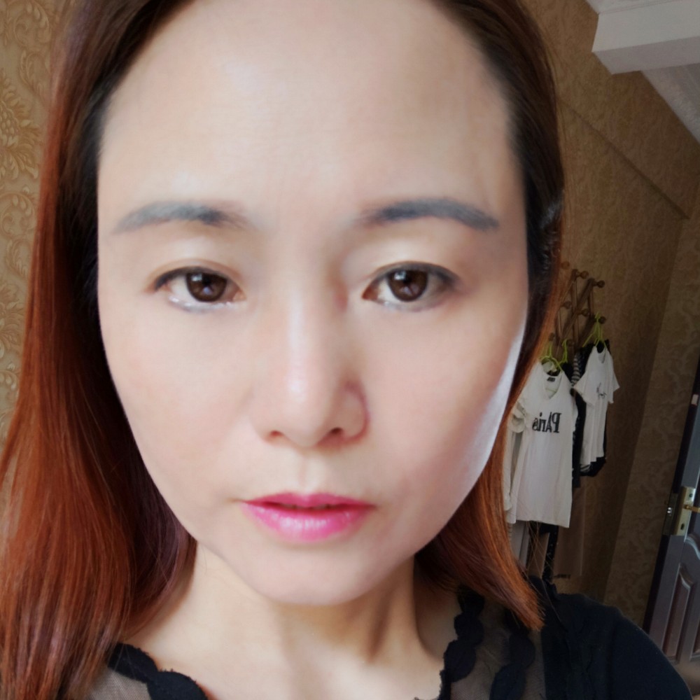 坦率回眸忘忧的照片