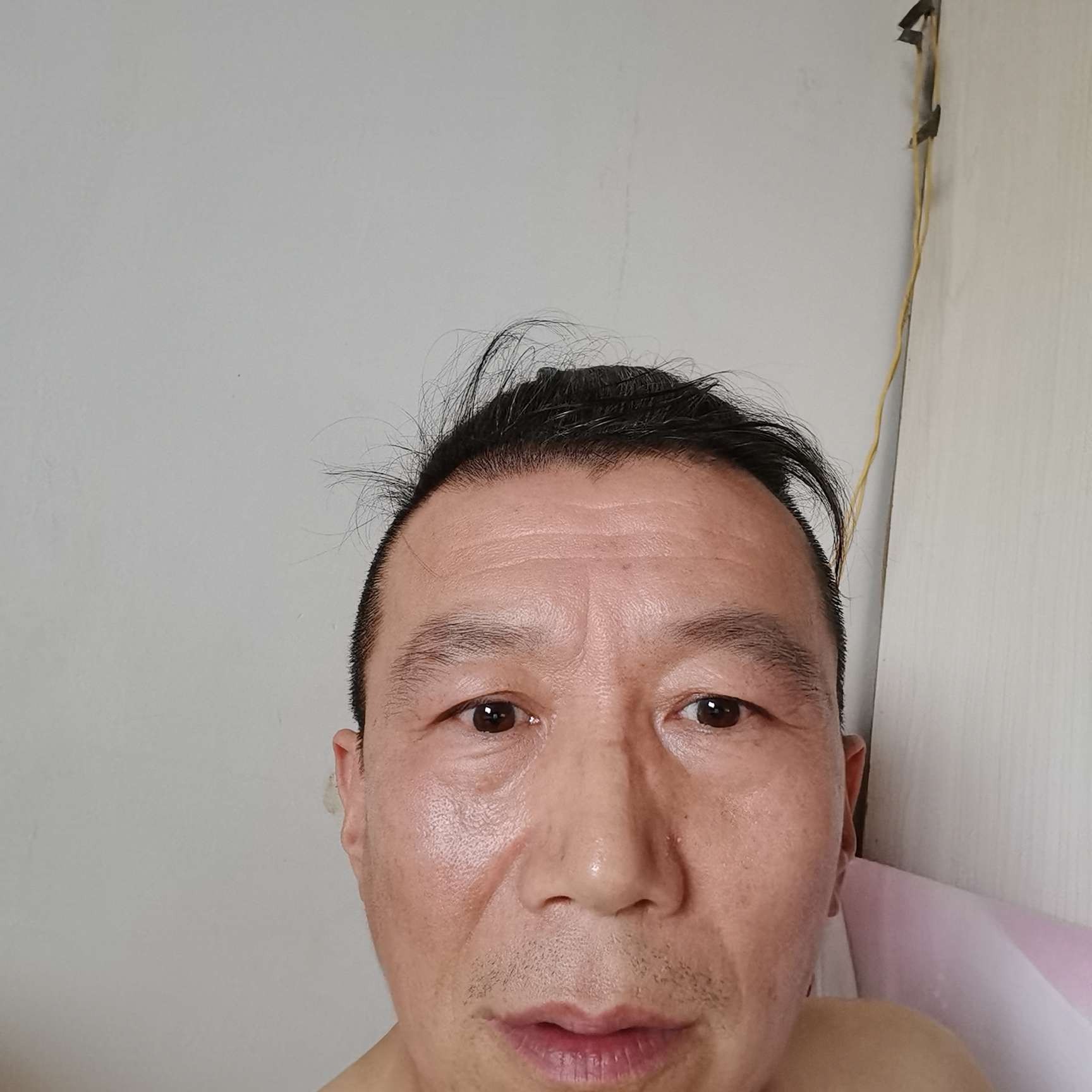 路灯邂逅初夏的照片