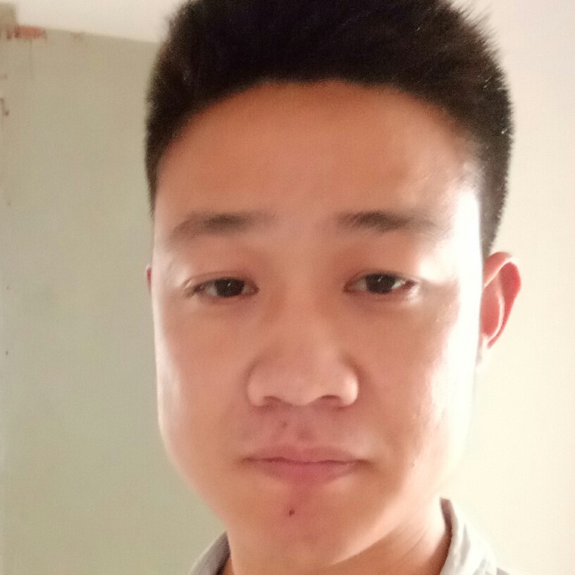 醉月踏实的照片