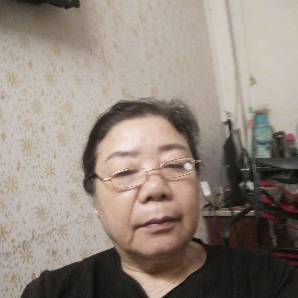 翅膀笑爱撒娇的照片