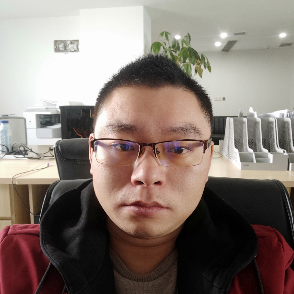 奥莉奥哥哥的照片
