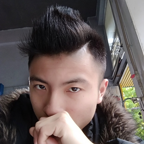 刚刚哈哈哈哈的照片