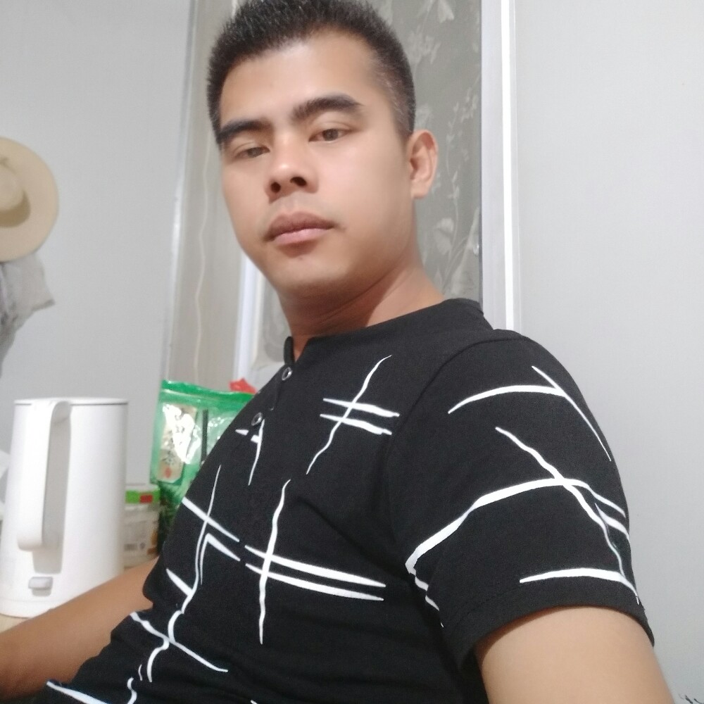小二陪你看海的照片
