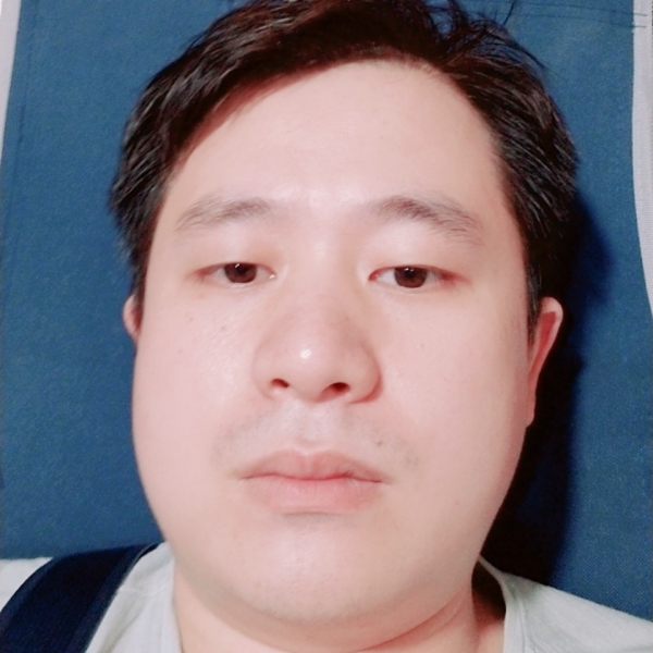 小蜜蜂等于傻傻的照片