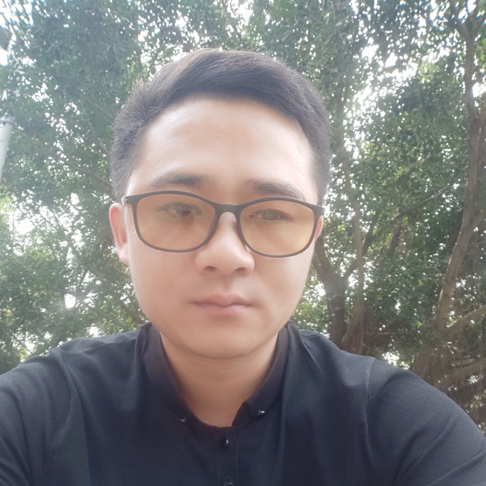 明亮的书本的照片