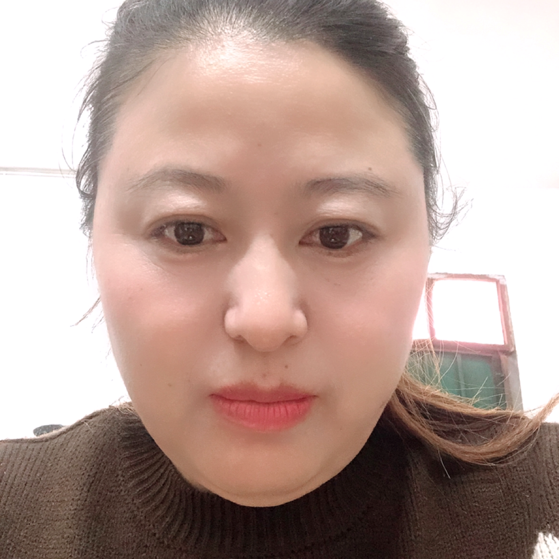 雨請年轻的照片