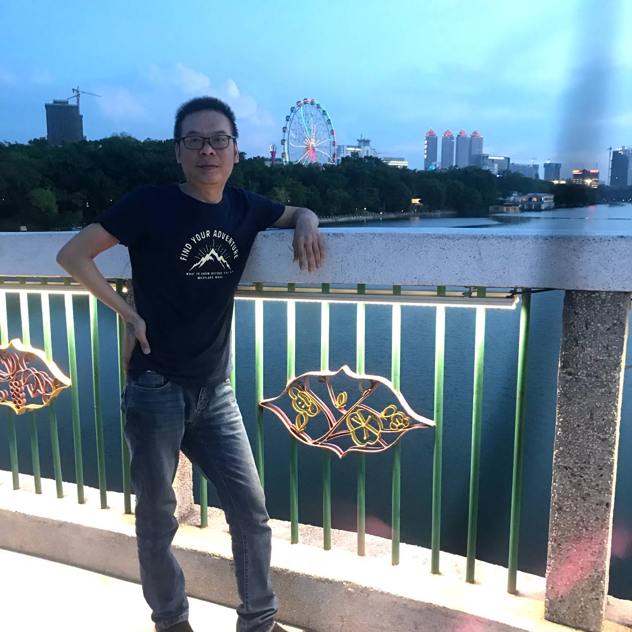 欣喜那流岚的照片