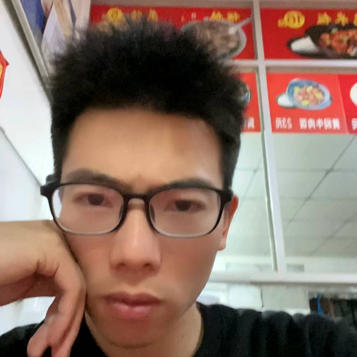 谢柒的照片
