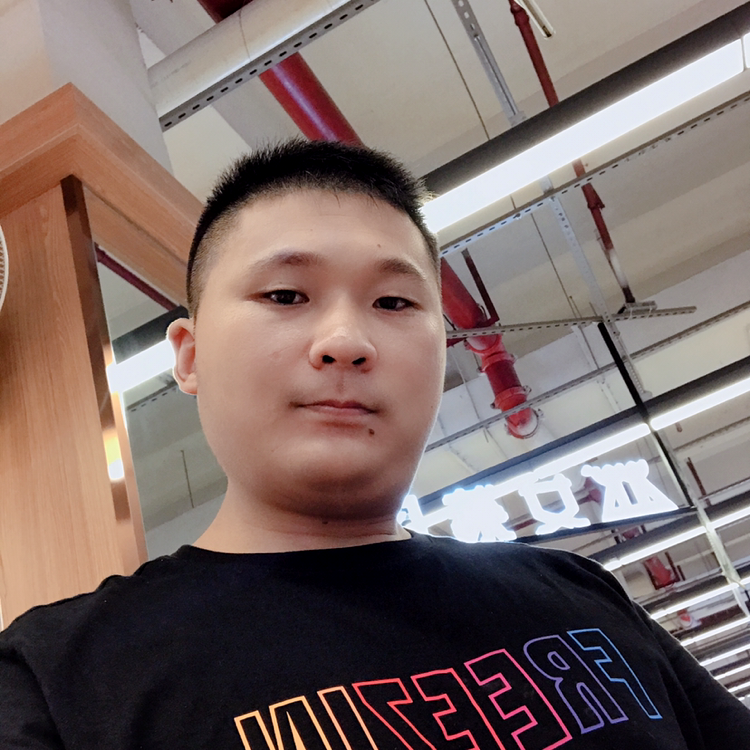 乐观闻背包的照片
