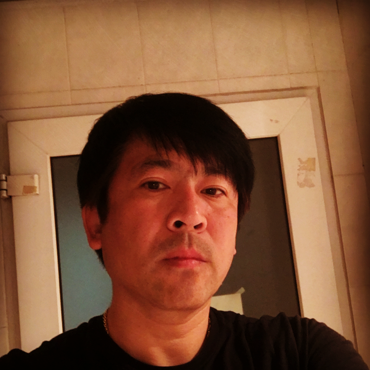 夕阳闻唯一的的照片
