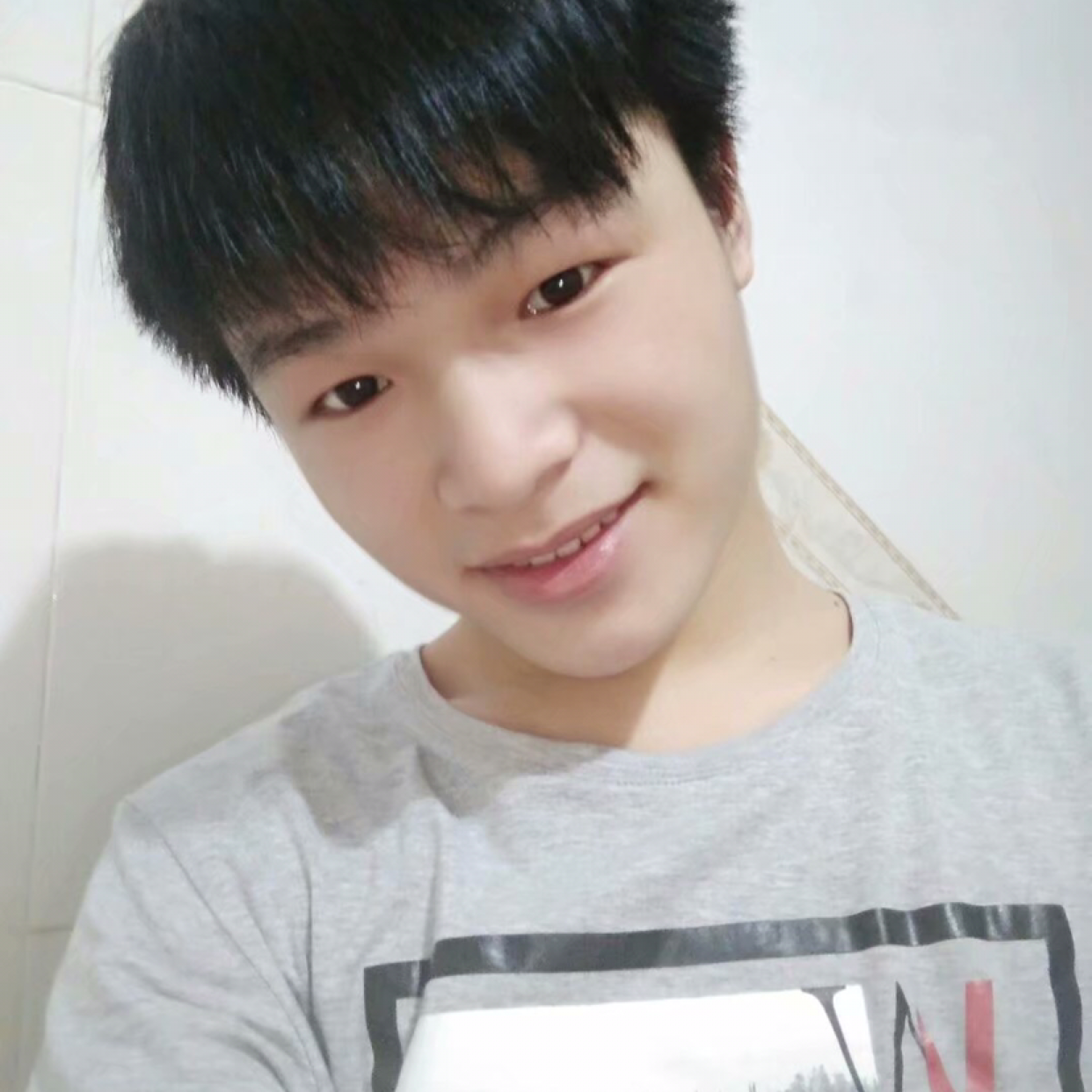 很皮的支柱的照片