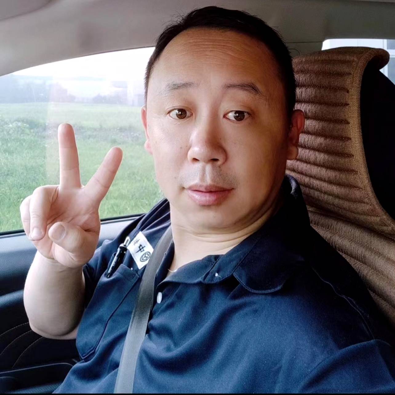 寻找自己幸福的大的照片