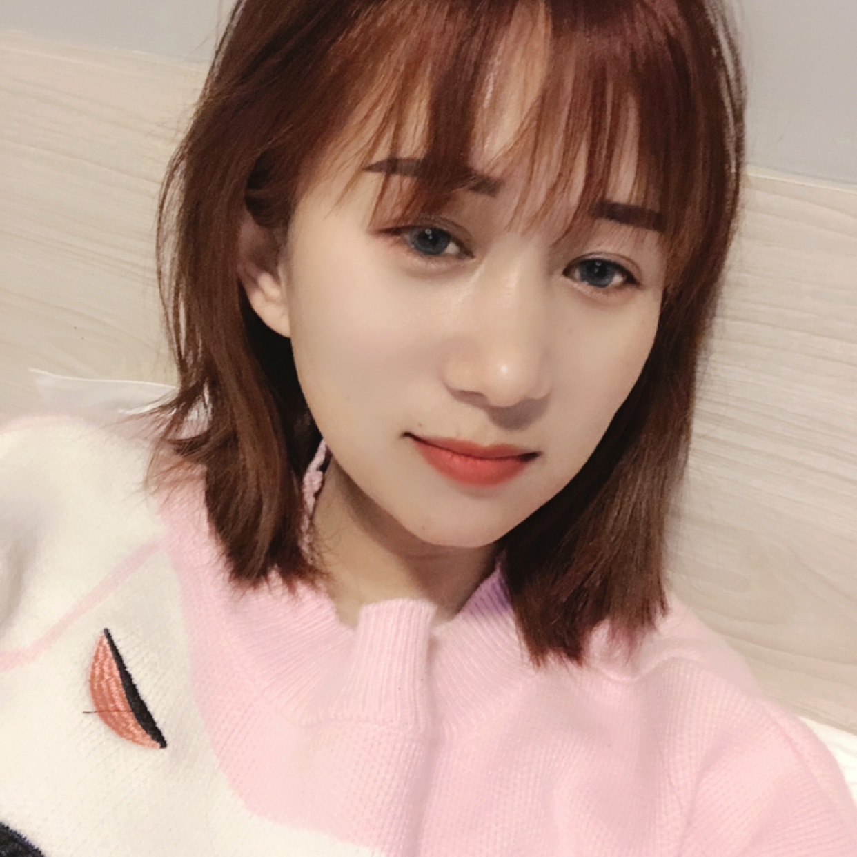 黑白bu搭调的照片