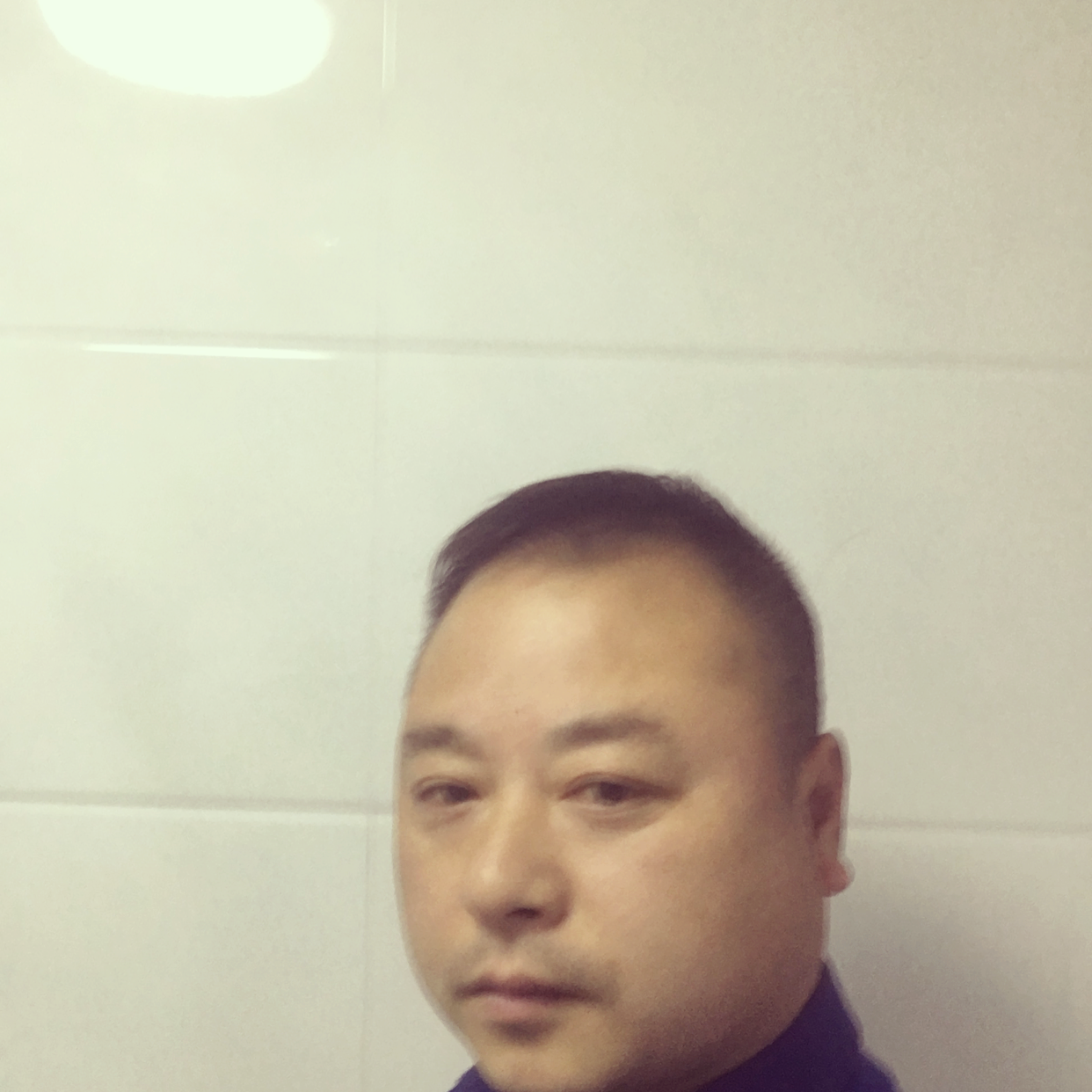 阔达向晨曦的照片