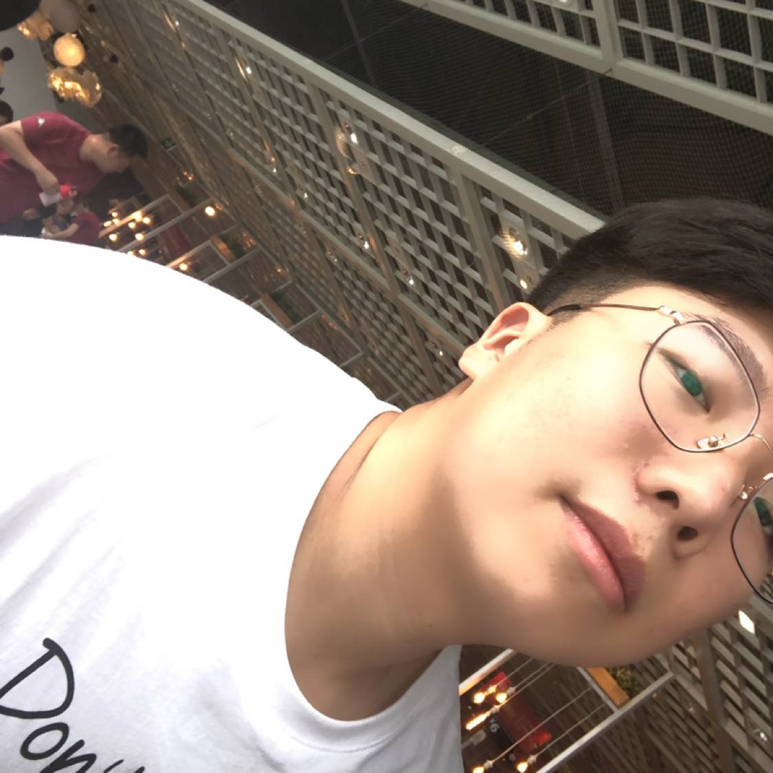 狄紺的照片