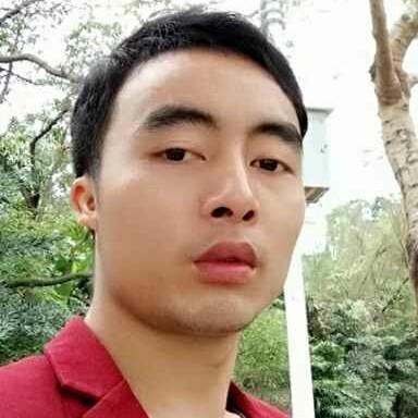 伍晨的照片