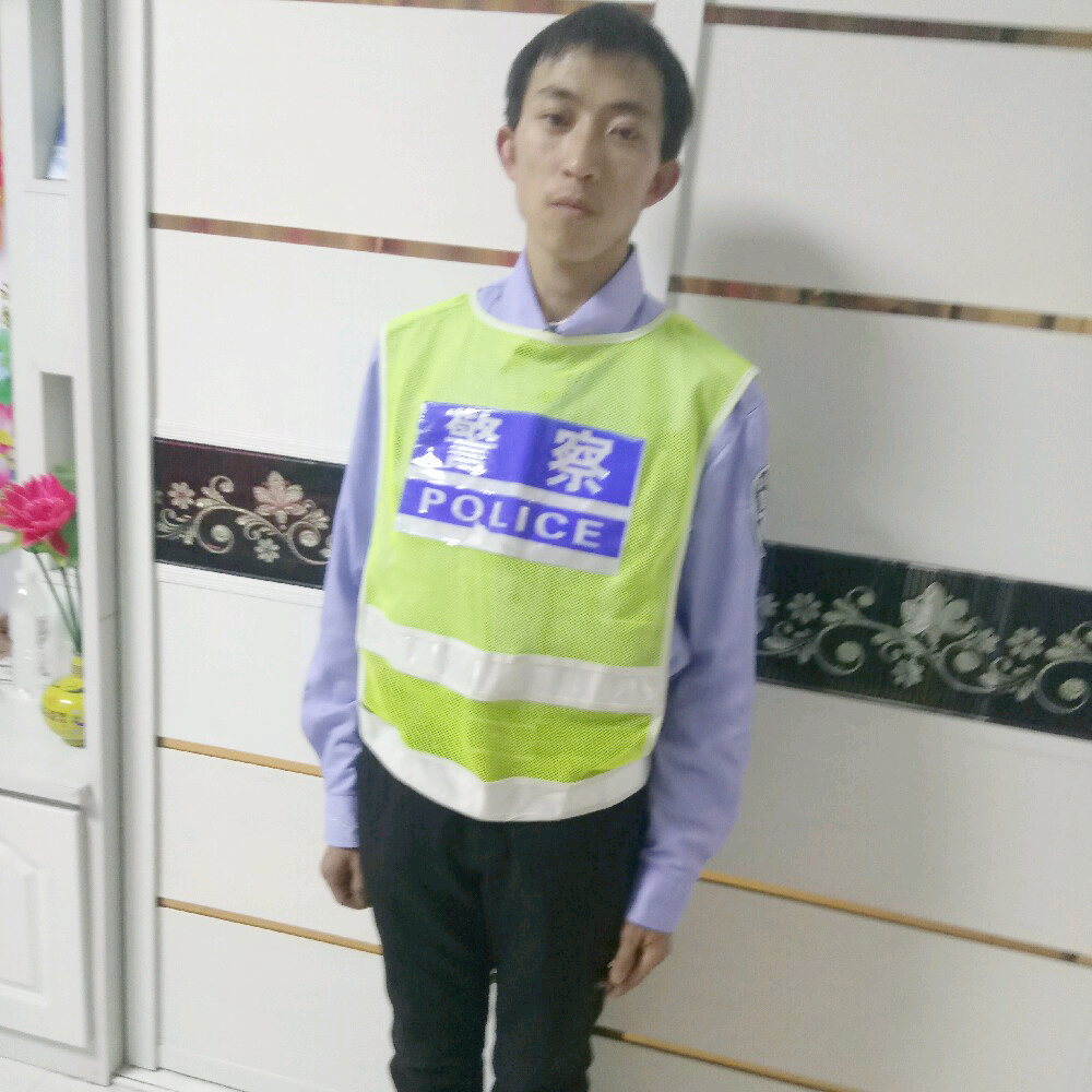 街角遇到爱的照片