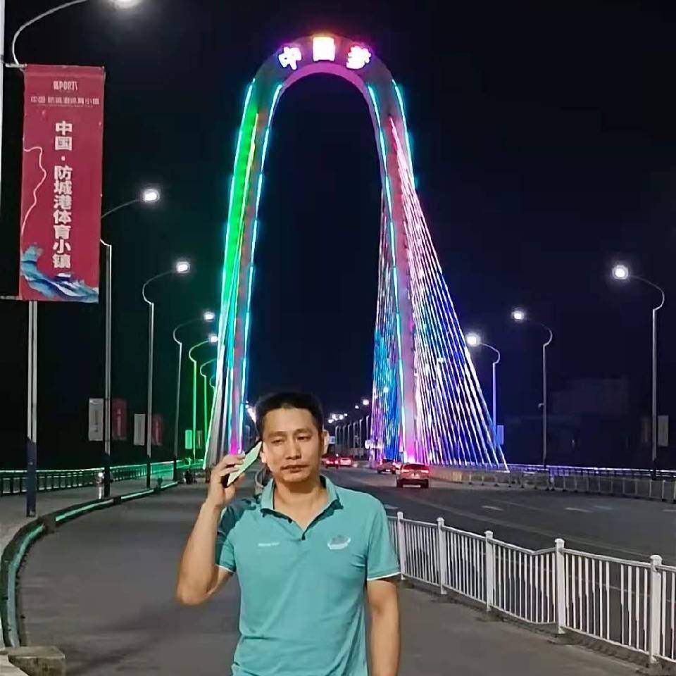 逐风打失眠的照片