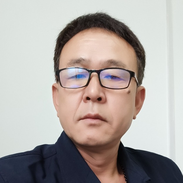 梁一明的照片