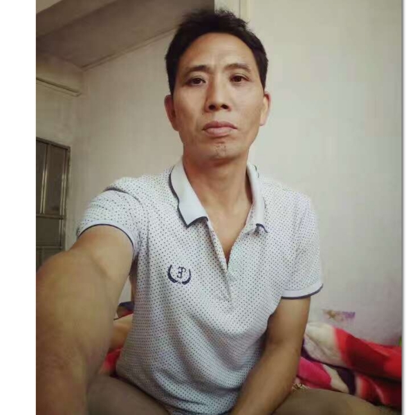 电灯胆用听话的照片