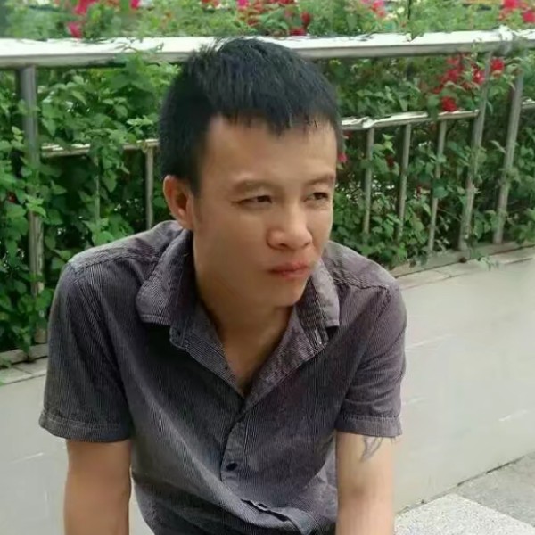 夜寂愁的照片