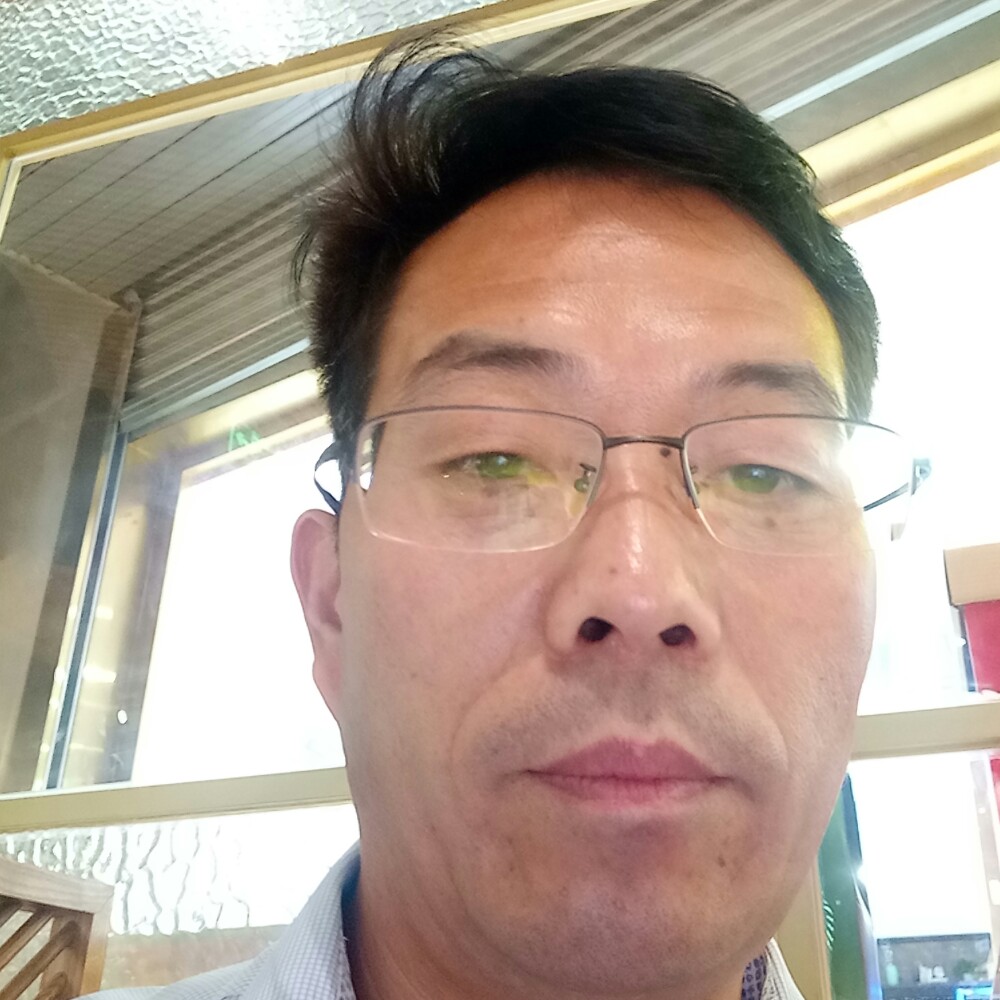 路灯奋斗的照片