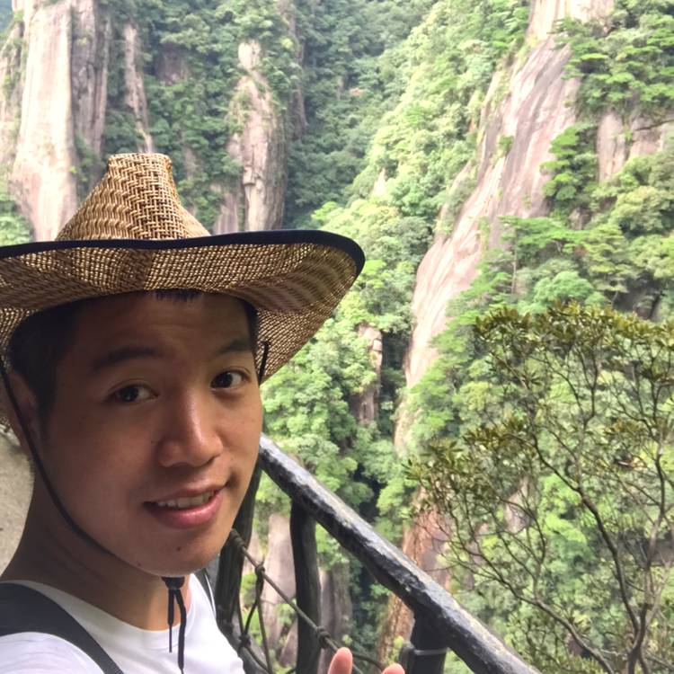 李路达的照片