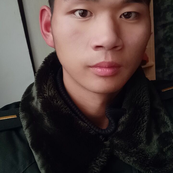 汽车标致506的照片