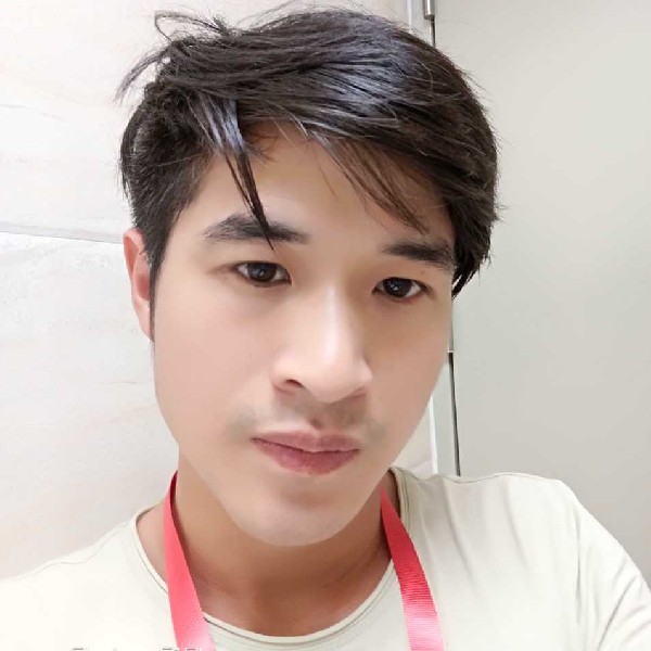 英俊锦瑟的照片