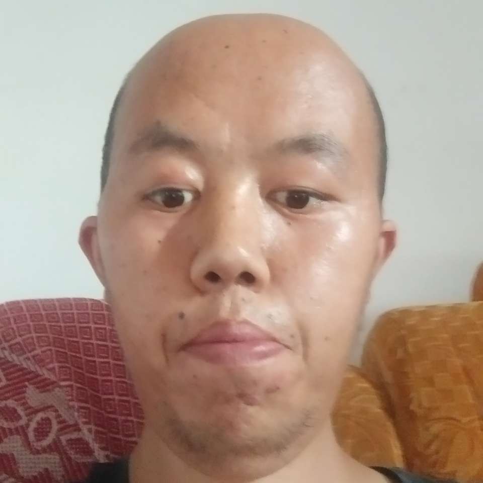 陶醉浅吻自行车的照片