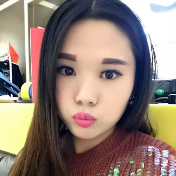 文静帆布鞋的照片