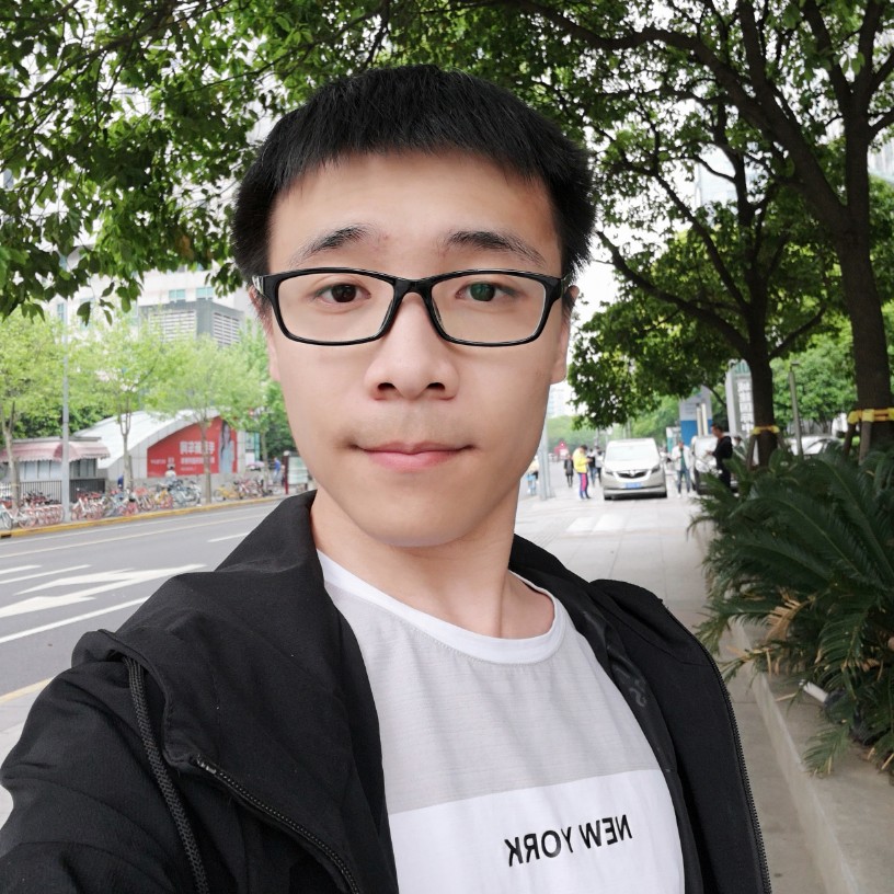 路人一个人的照片
