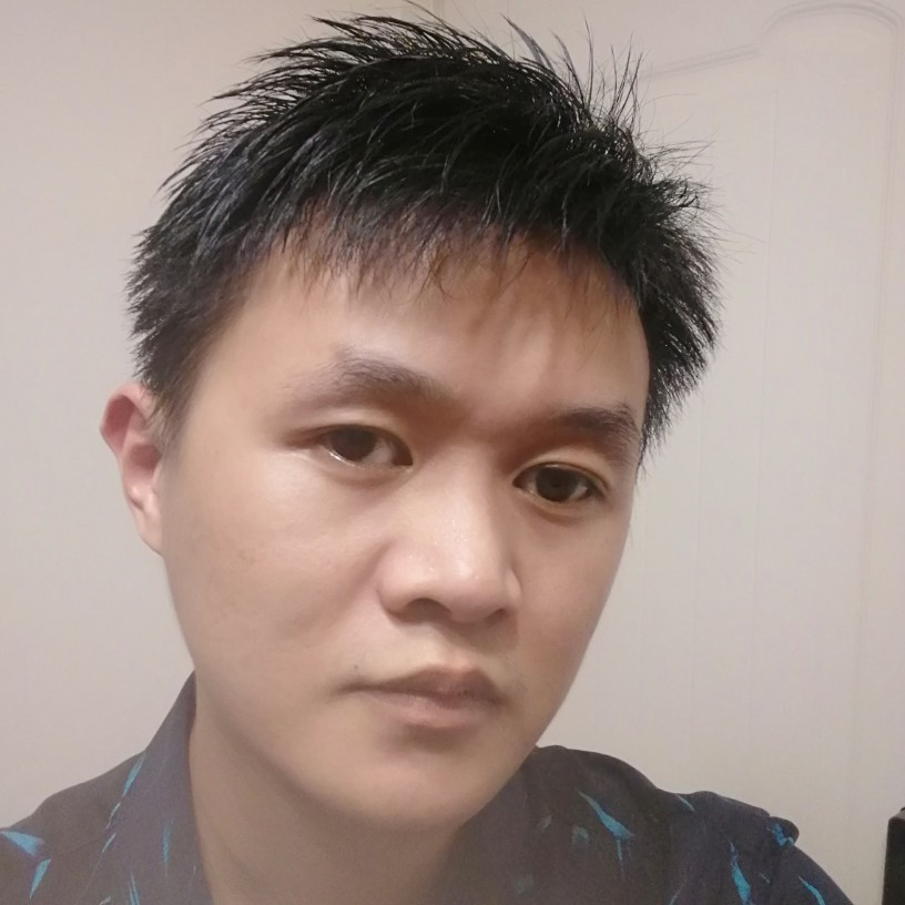 卿本佳人奈我何的照片