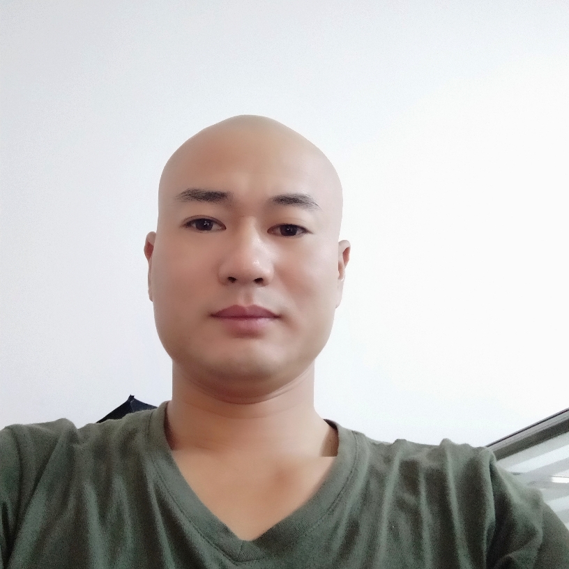 丁建辉的照片
