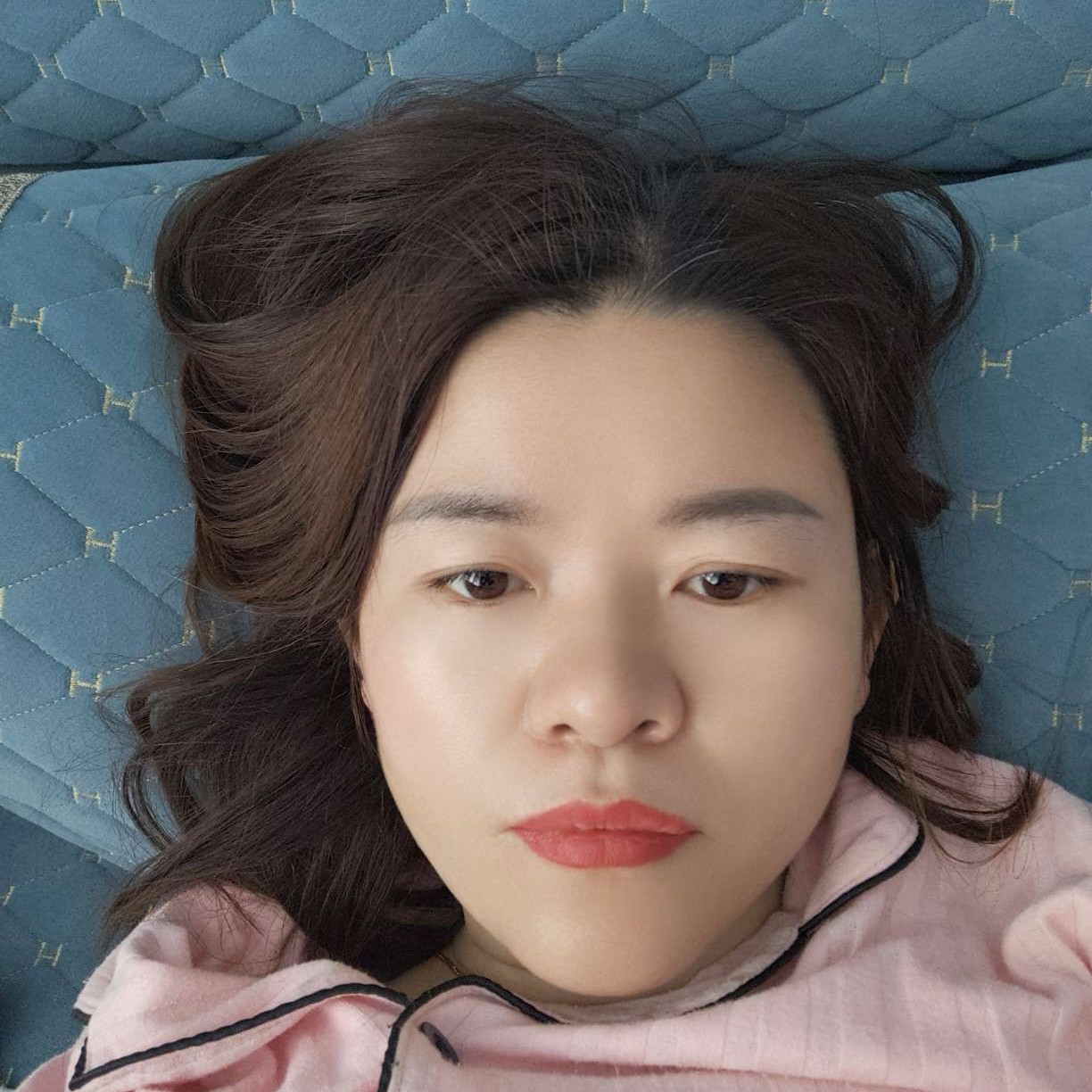 孤單与裙子的照片