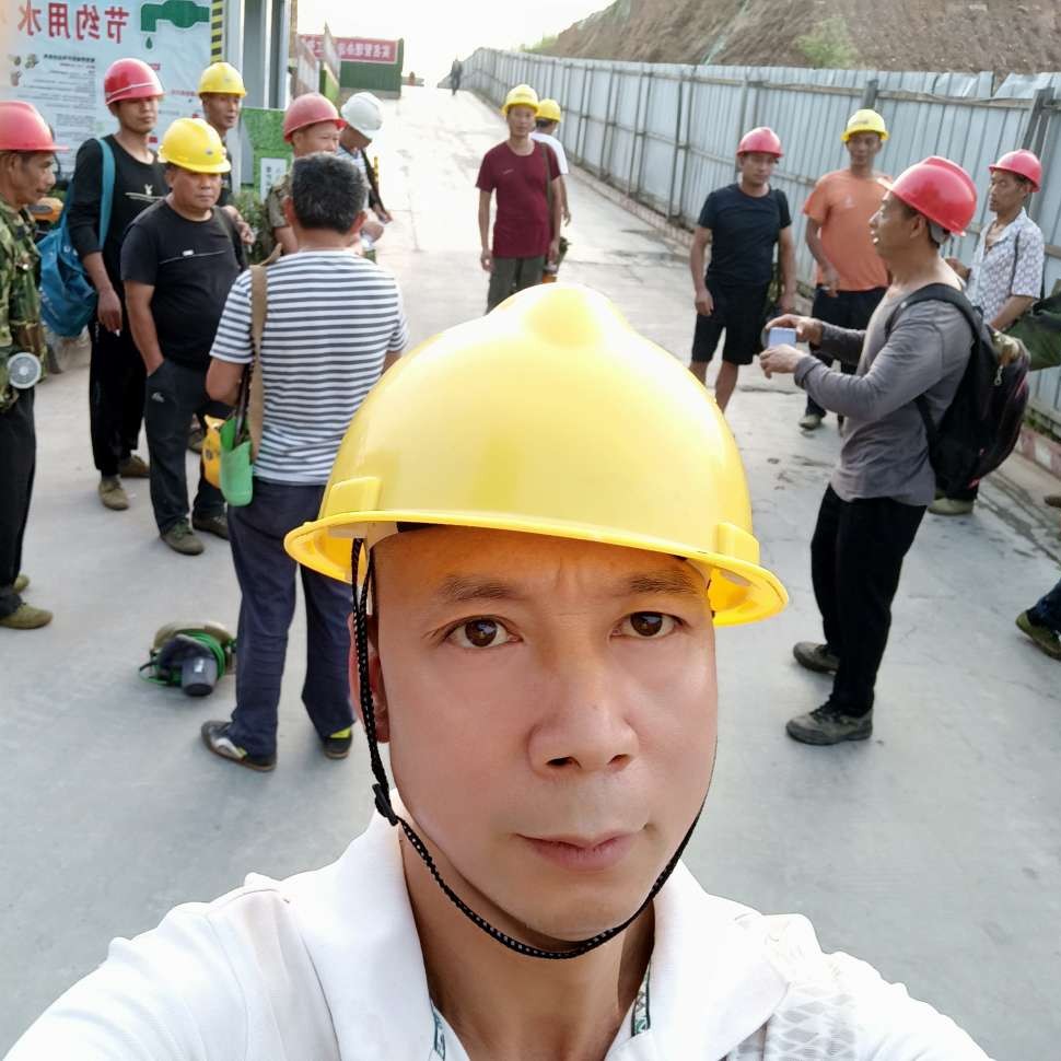 无奈改变溪流的照片